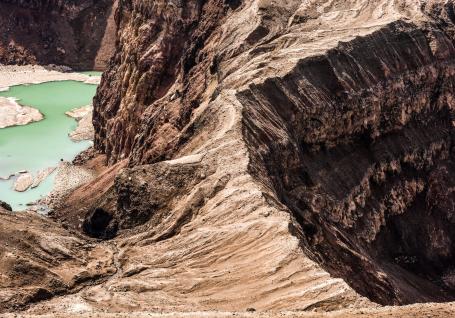 Кратер вулкана на Камчатке