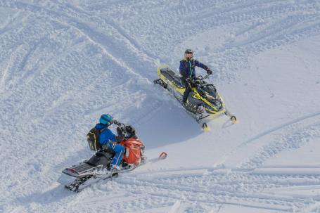 Катание на снегоходах