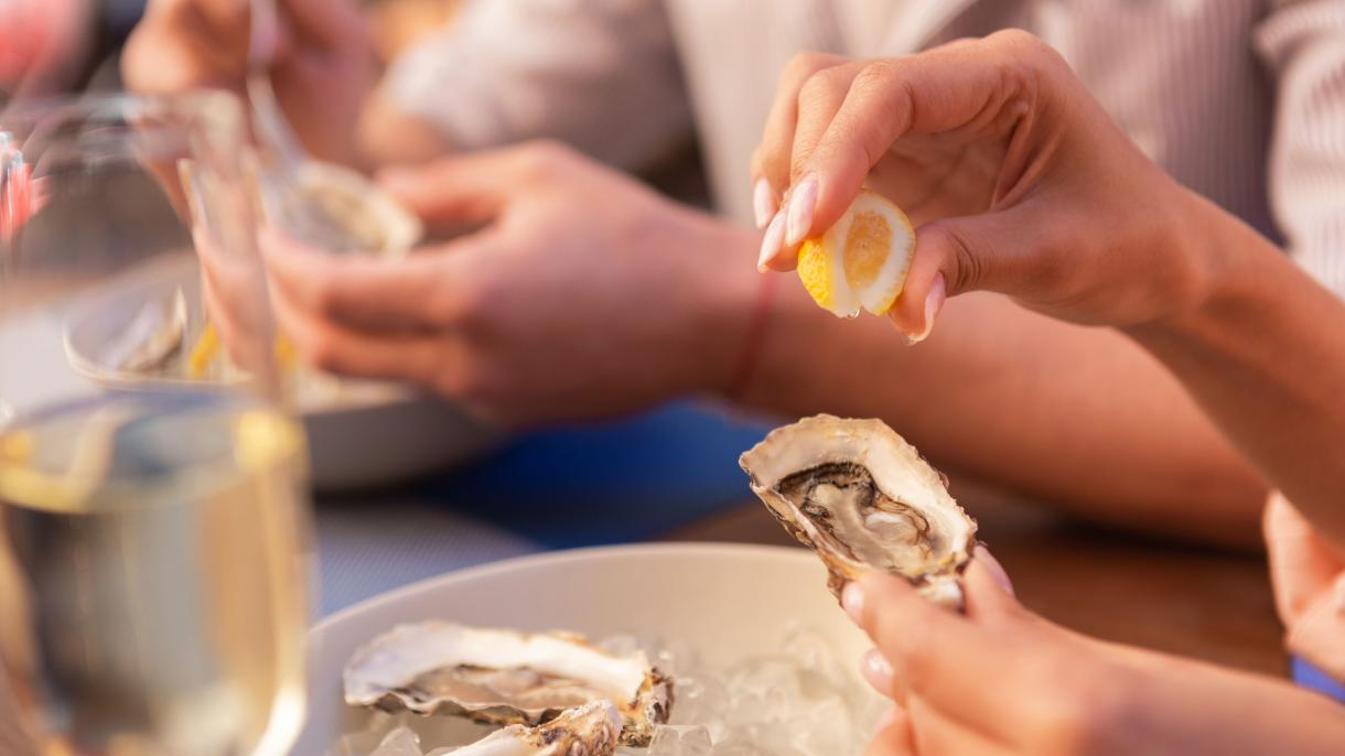 Гастротуры RD в подарок от ВкусВилла