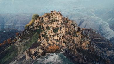 Аул-призрак Гамсутль: история, архитектура и советы путешественникам