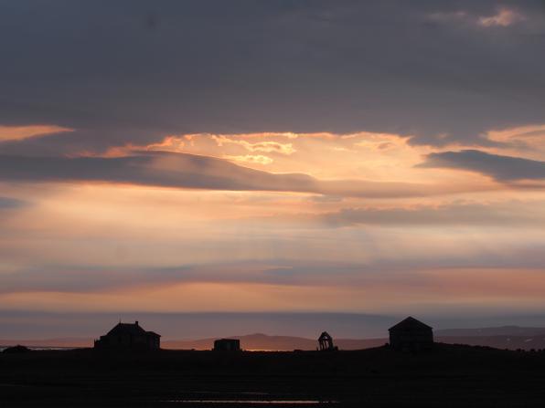 Путешествие вокруг острова Врангеля: где настоящее встречается с минувшим