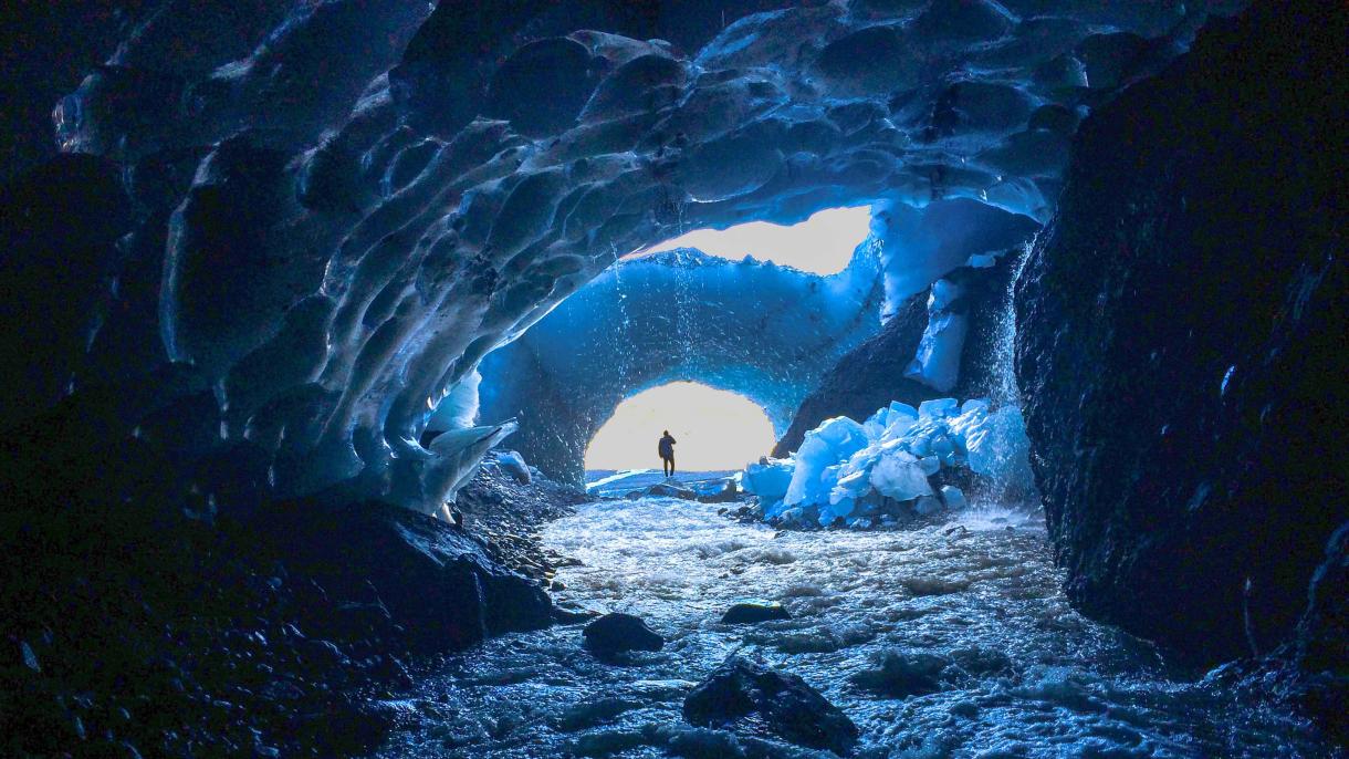 Путеводитель по ледяным пещерам России