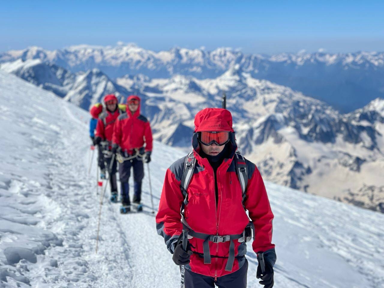 Восхождения на Эльбрус для новичков в июне — восхождение на Эльбрус для новичков в июне цены 2023